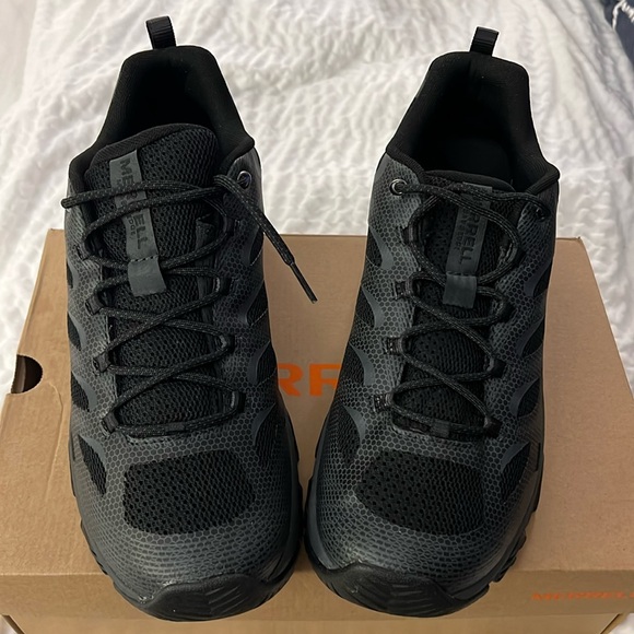 Merrell Other - NWB Merrell Mens Hiking Moab 3 Edge size 11.5 Black